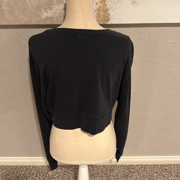 Double Zero Black Long Sleeve Cropped Women's Top size Medium - Picture 3 of 5